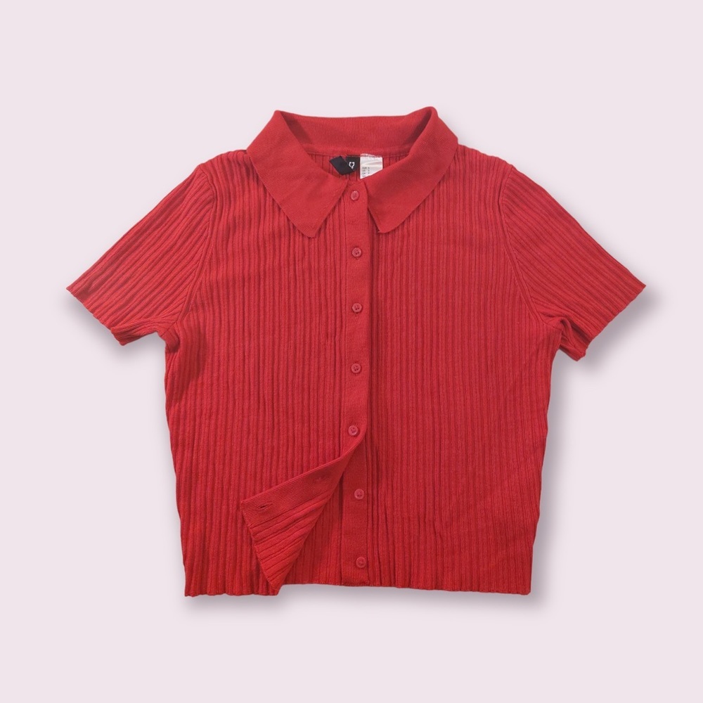 💝(3/$25) H&M Ribbed Collared Short Sleeve Red Top